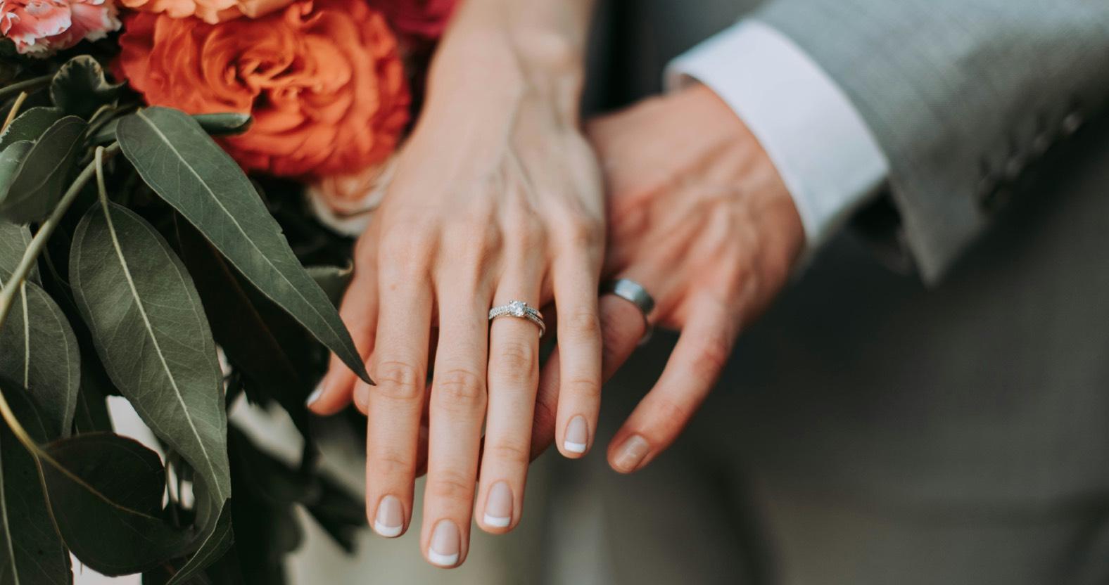 web-lcf-samantha-gades-rhatrit3-ce-unsplash