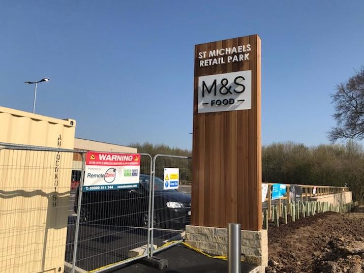 ripon-retail-park-signage