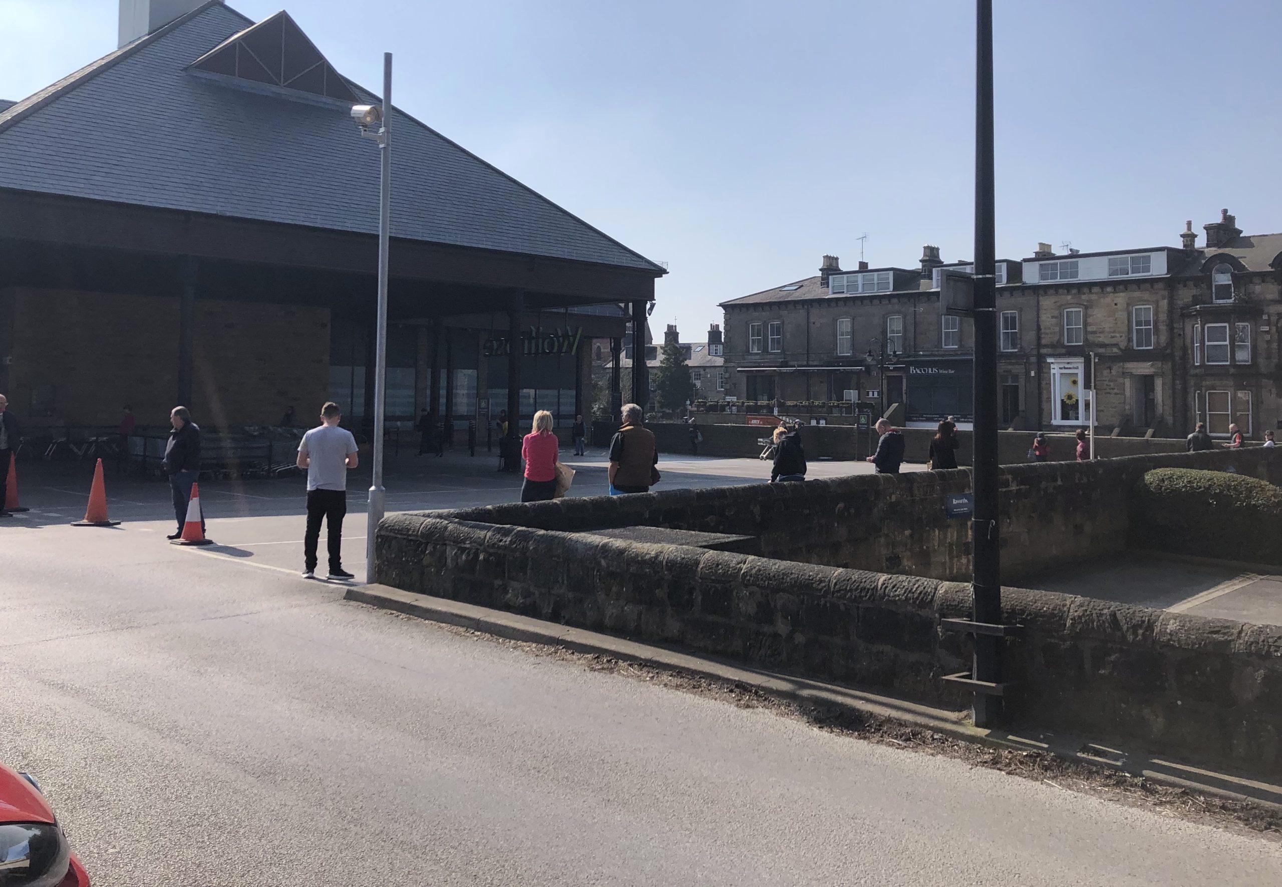 waitrose-social-distancing-queues