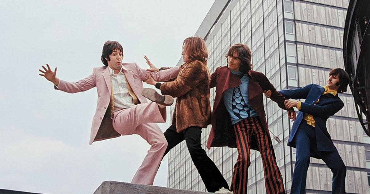 tom-murray_the-beatles_mad-day-out_coming-apart_close-1